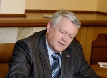 Академики Сибирского отделения РАН просят вернуть госзаказ в науку