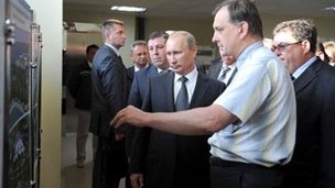 Андрей Адрианов показал Владимиру Путину строительную площадку Приморского океанариума