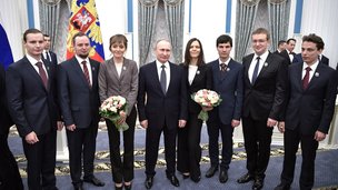 В День российской науки Владимир Путин вручил в Кремле премии Президента в области науки и инноваций для молодых учёных за 2016 год